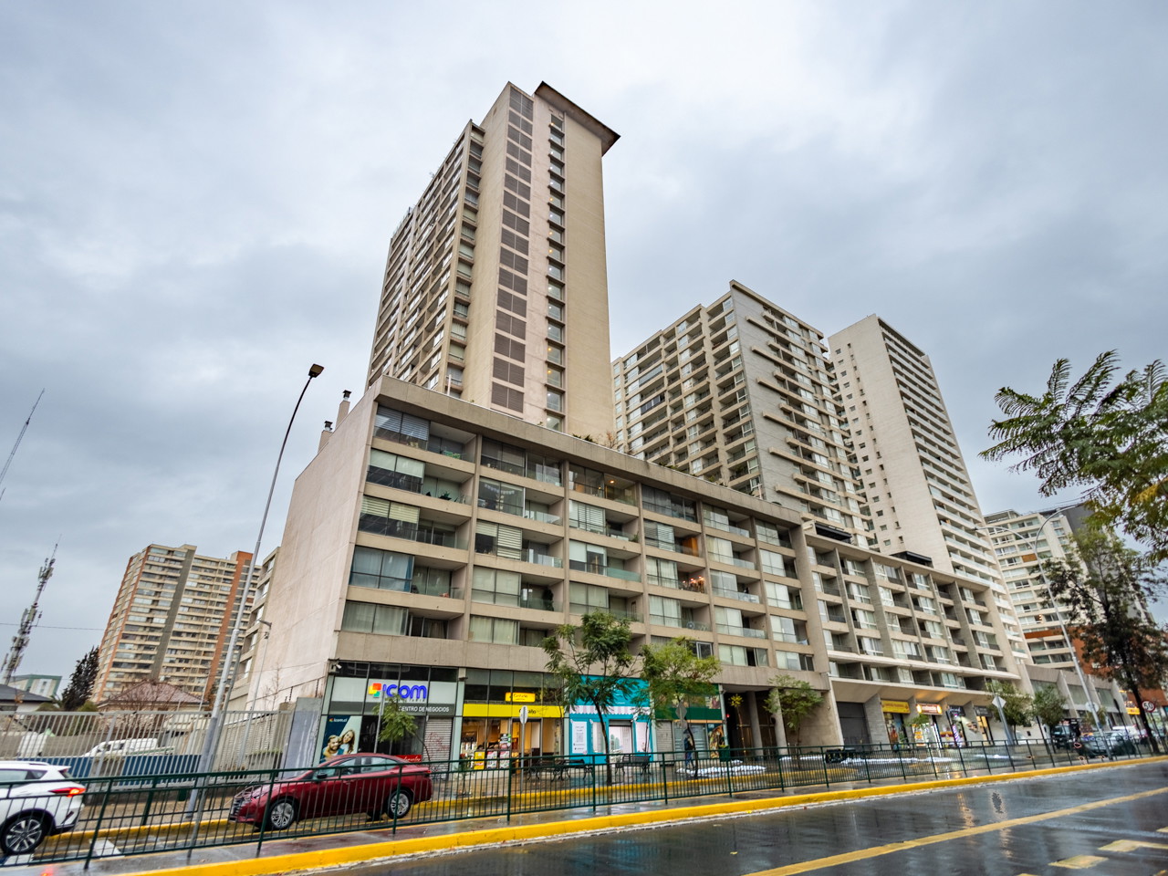 Av. Irarrazaval 2150, Depto. 2018