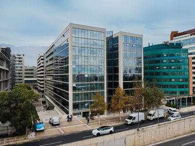 Av. Las Condes 10465, Of. 1006-A