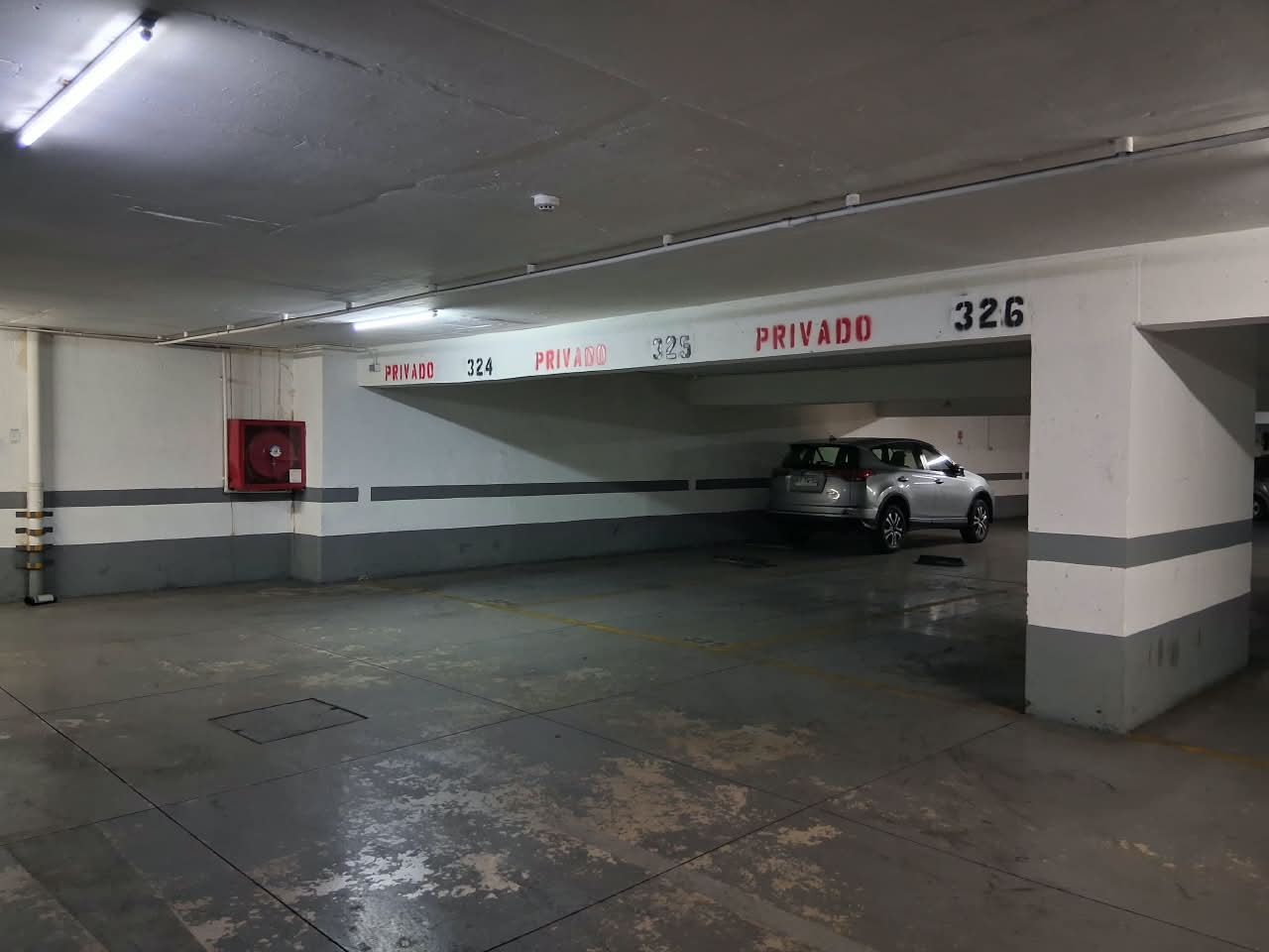 Estacionamiento Los Militares 5620, Estacionamiento 325