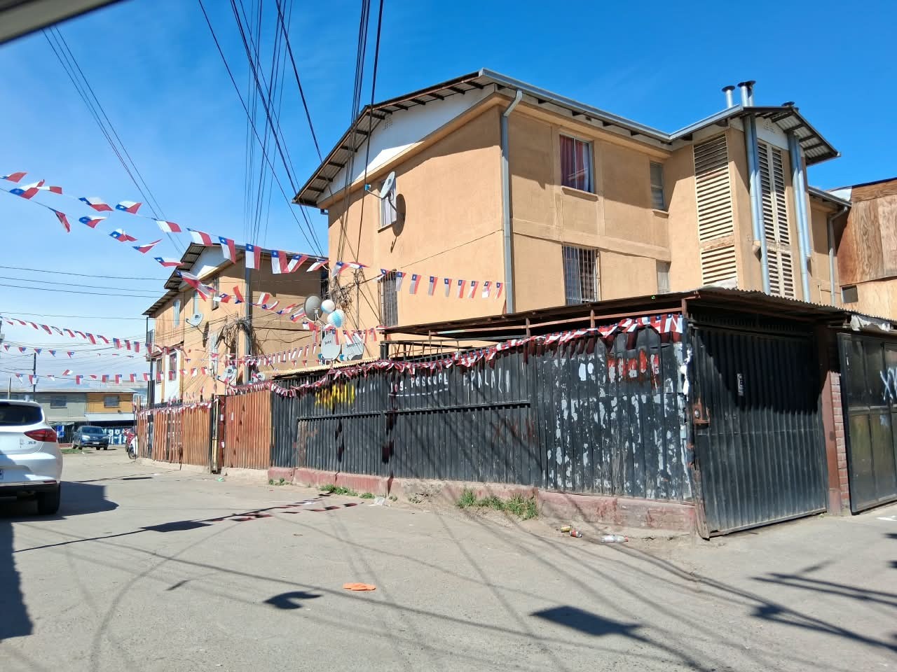 Pasaje Pascual Gambino 40, Depto. 31. Edif. A