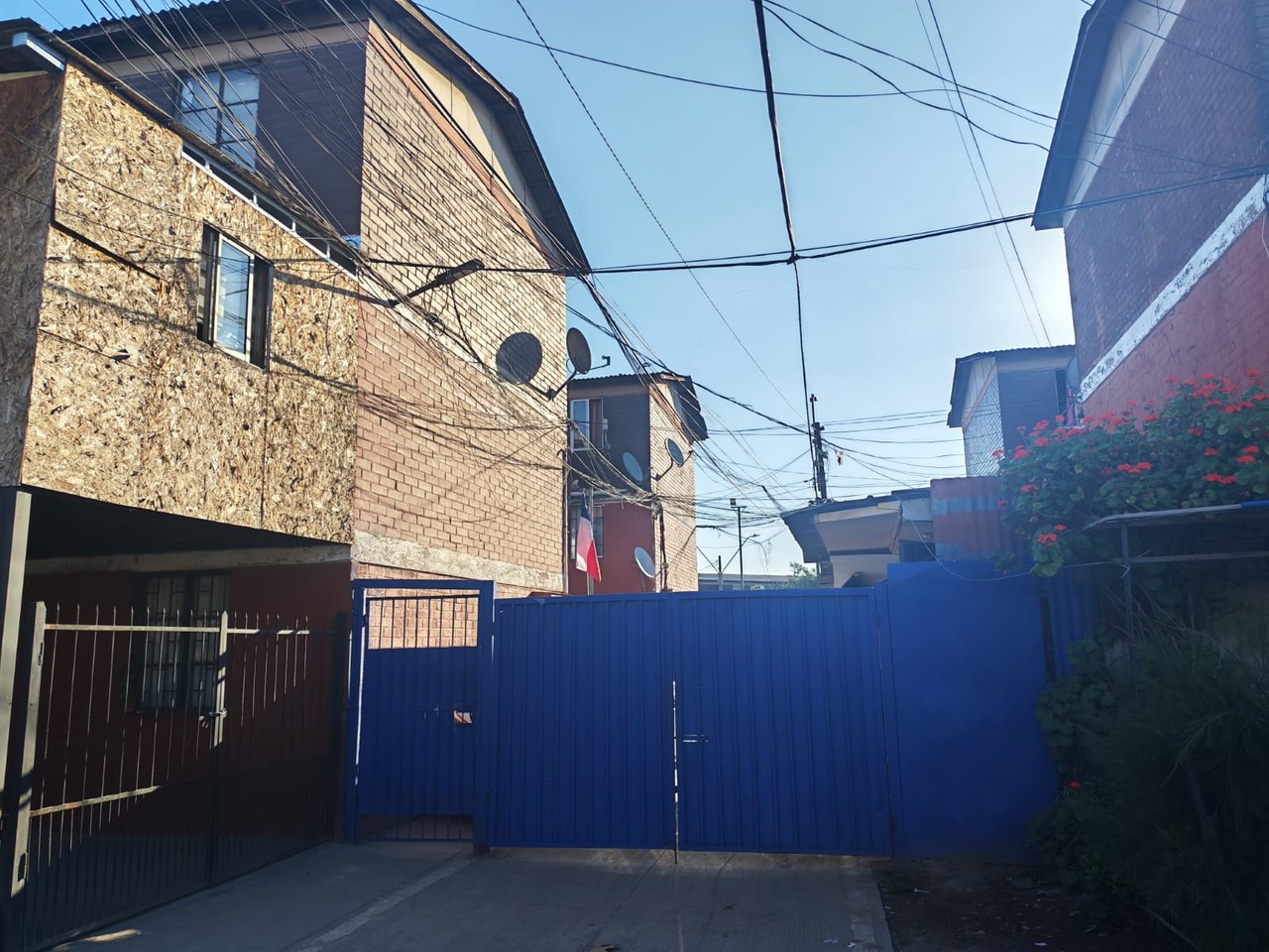 Los Adobes 2118, Depto. 31