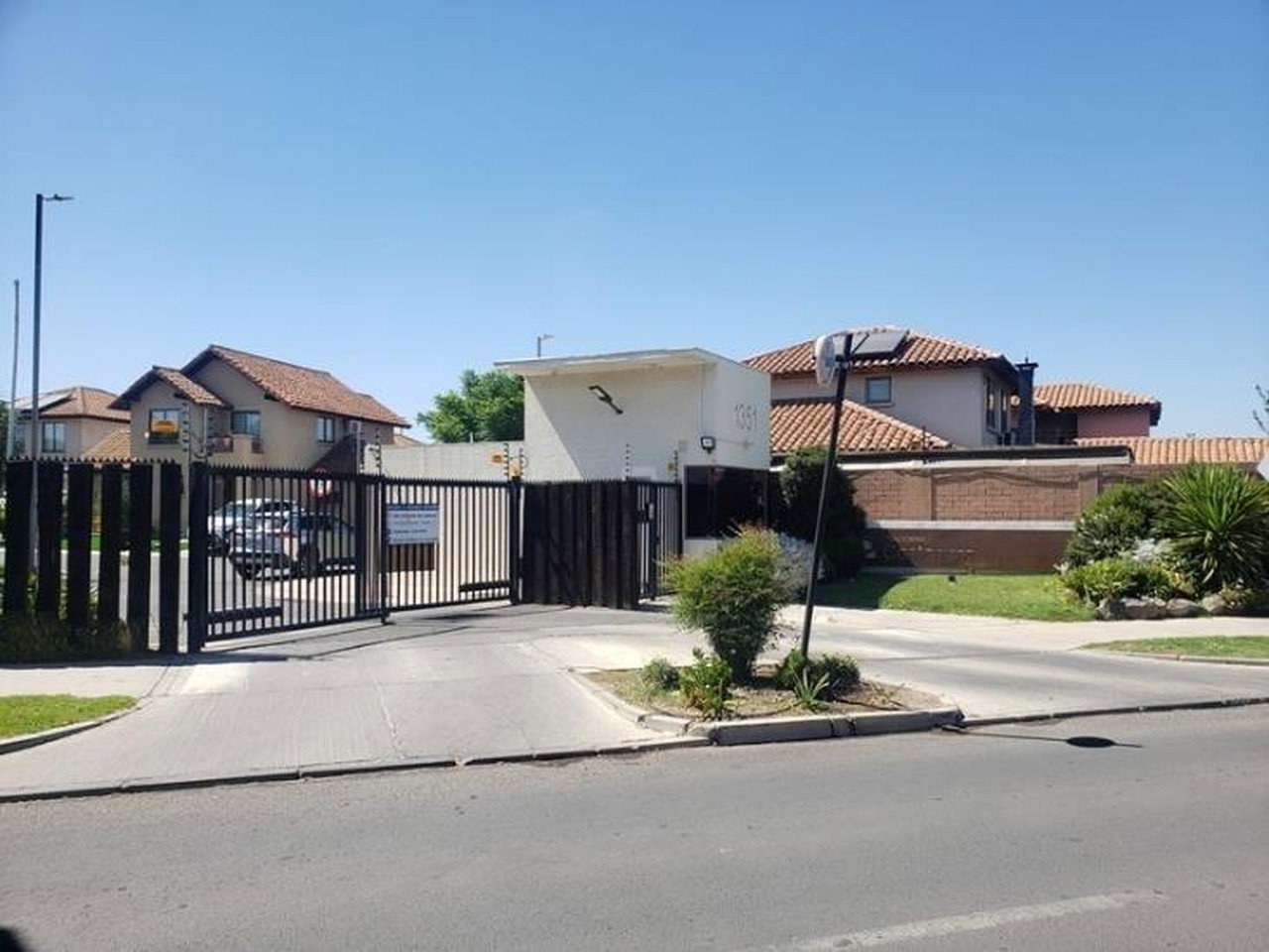 Av. Santa Herminia 1351, Casa 52 - Imagen 3