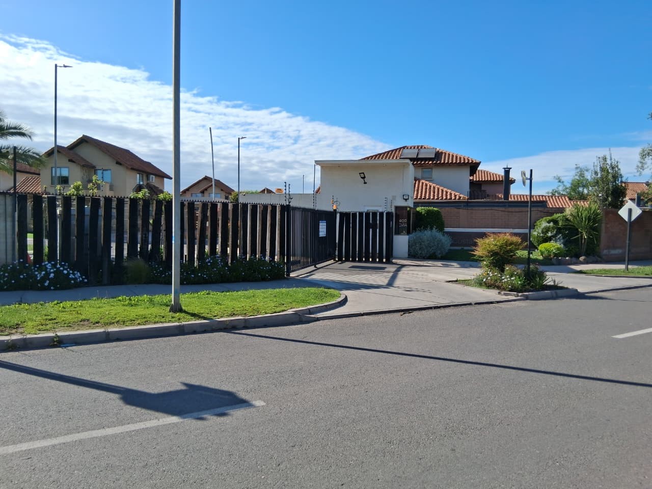 Av. Santa Herminia 1351, Casa 52