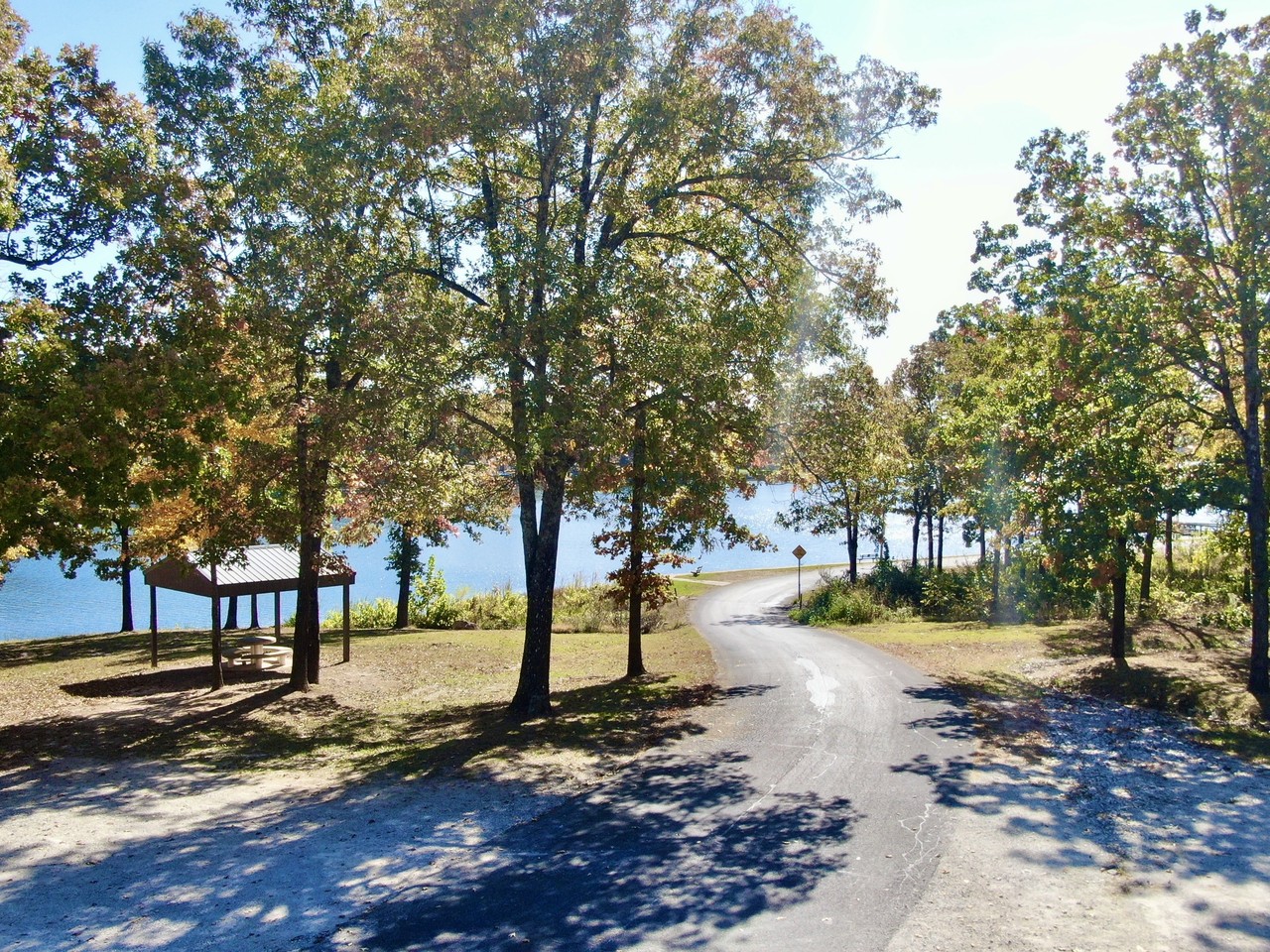 1319 Strawberry Lane, Horseshoe Bend, AR 72512 - Imagen 2