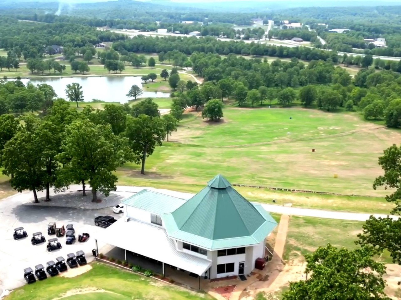 1319 Strawberry Lane, Horseshoe Bend, AR 72512 - Imagen 6