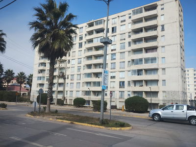Los Nísperos 705, Depto. 211, Edif. 1