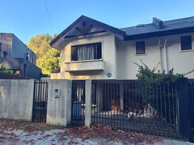 Calle Uno 408, Casa 1
