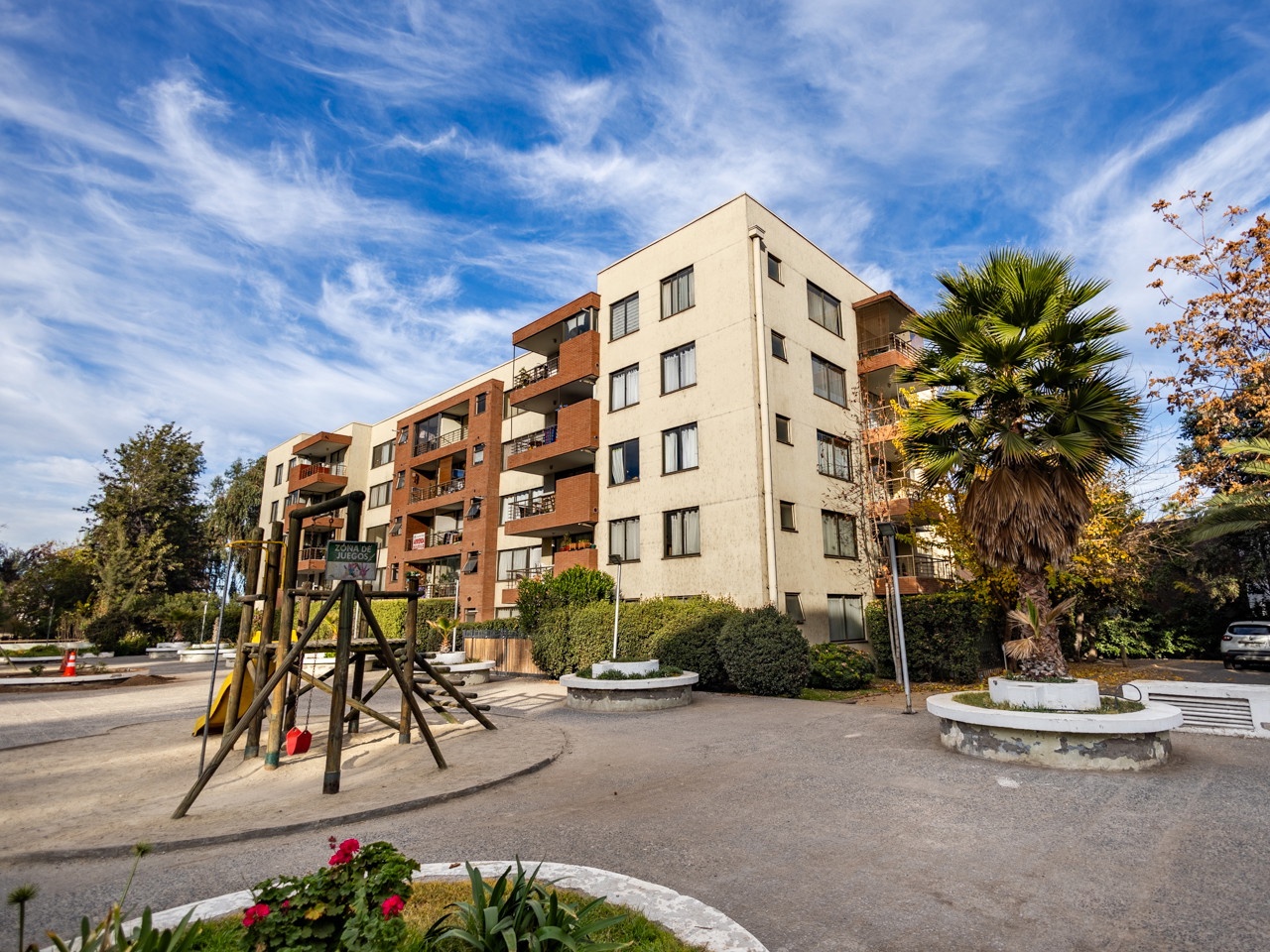 Av. Tobalaba 7377, Depto. 27, Edif. E