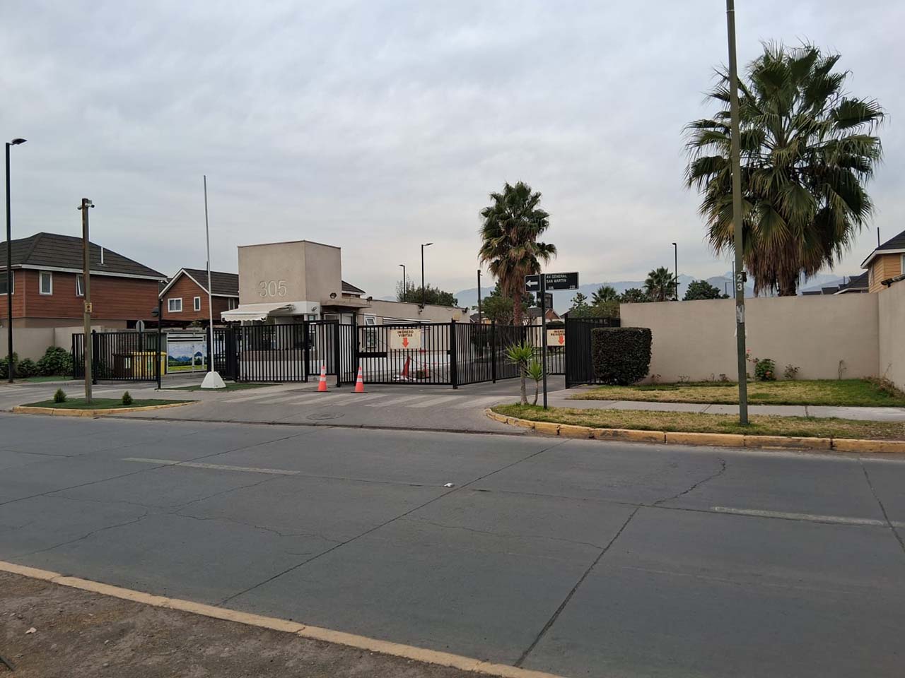 Av. General San Martín 305, Casa 100 - Imagen 26