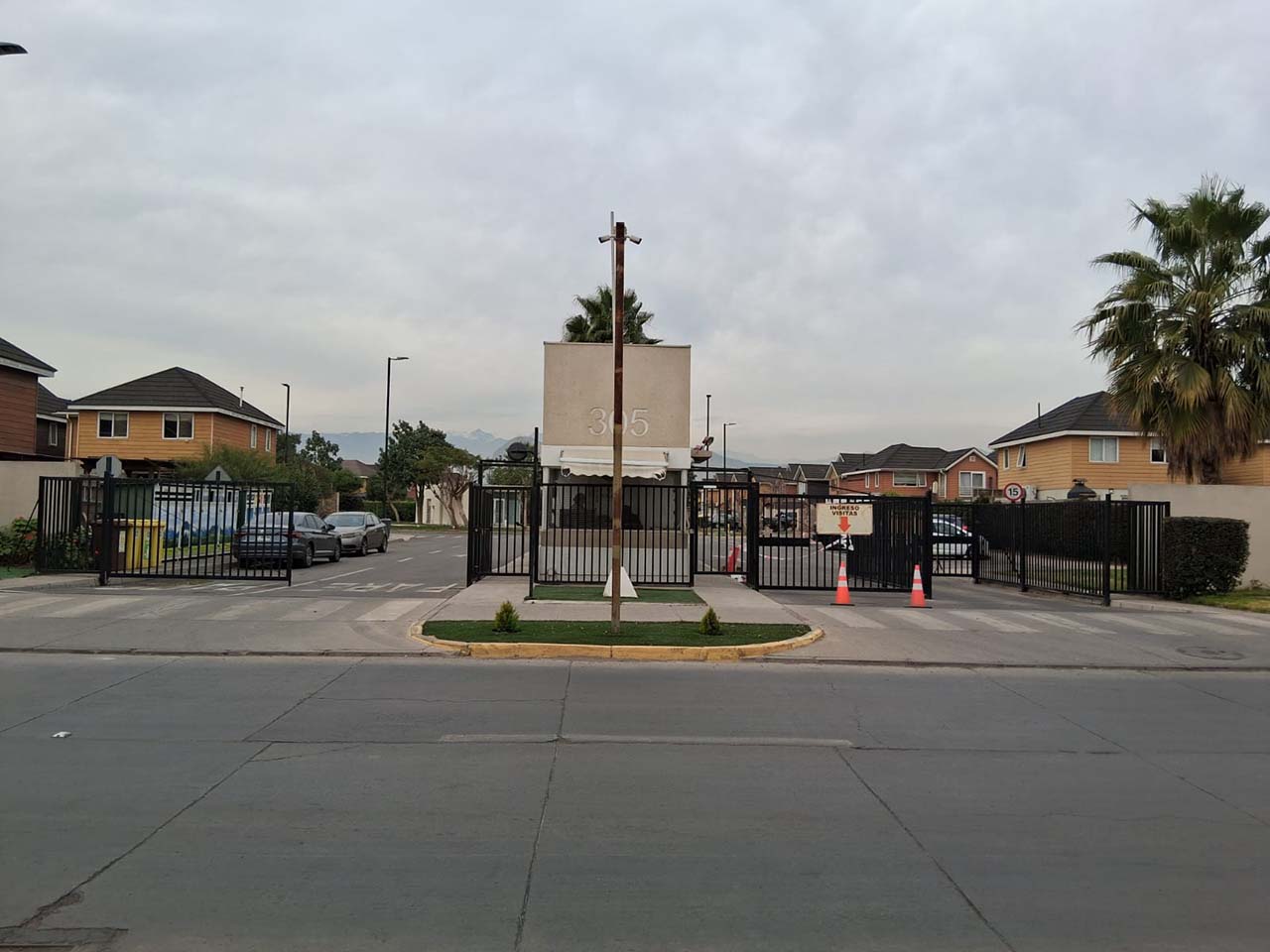 Av. General San Martín 305, Casa 100 - Imagen 27