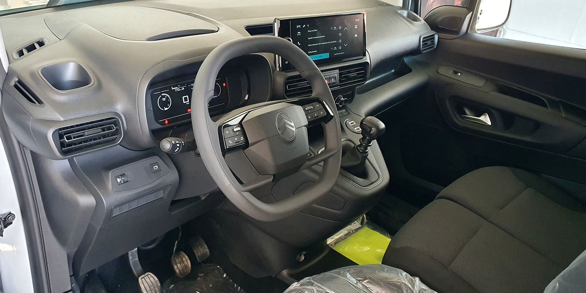 CITROEN BERLINGO MCA M Diesel 100HP MT - Imagen 15