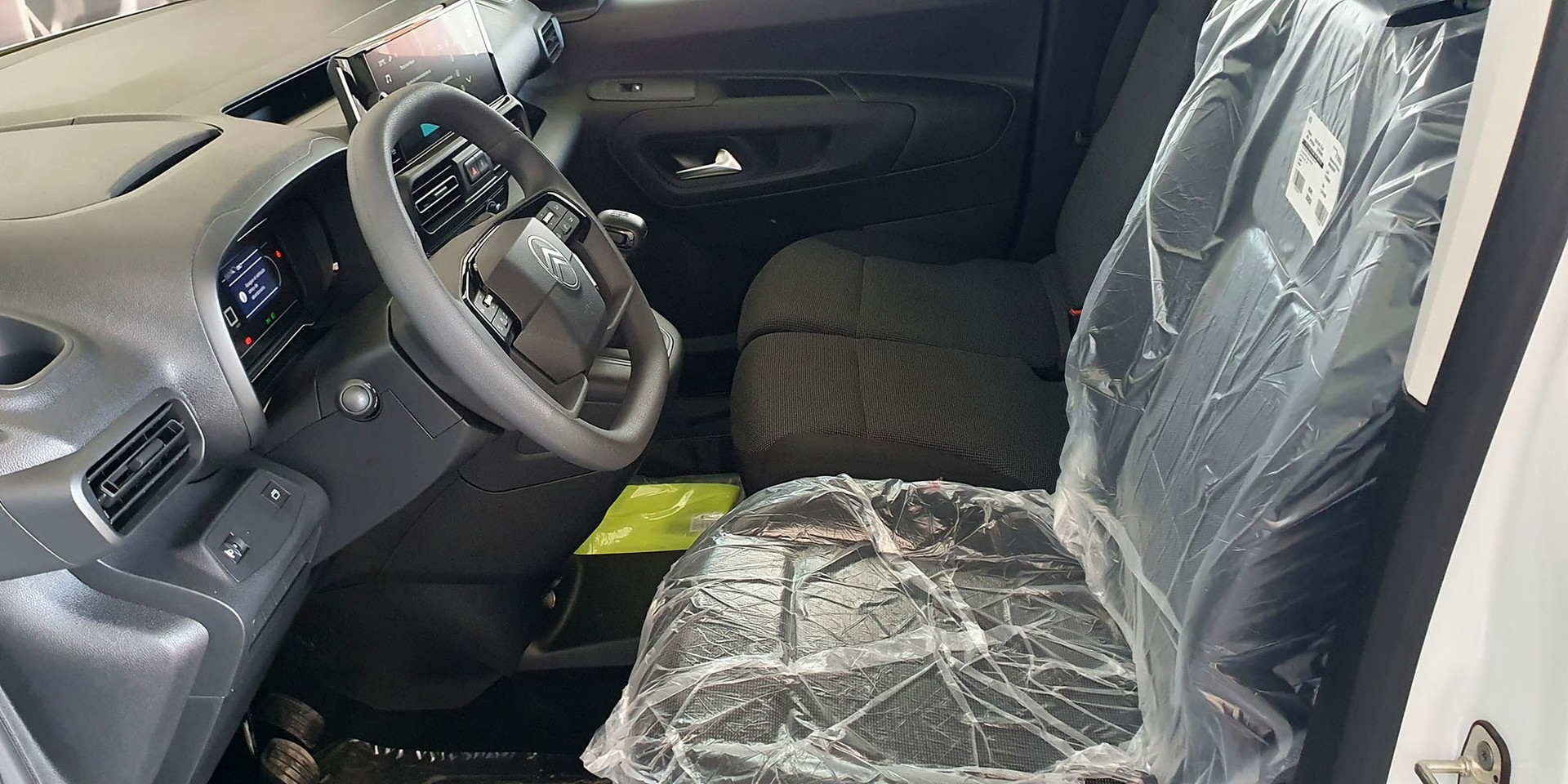 CITROEN BERLINGO MCA M Diesel 100HP MT - Imagen 18