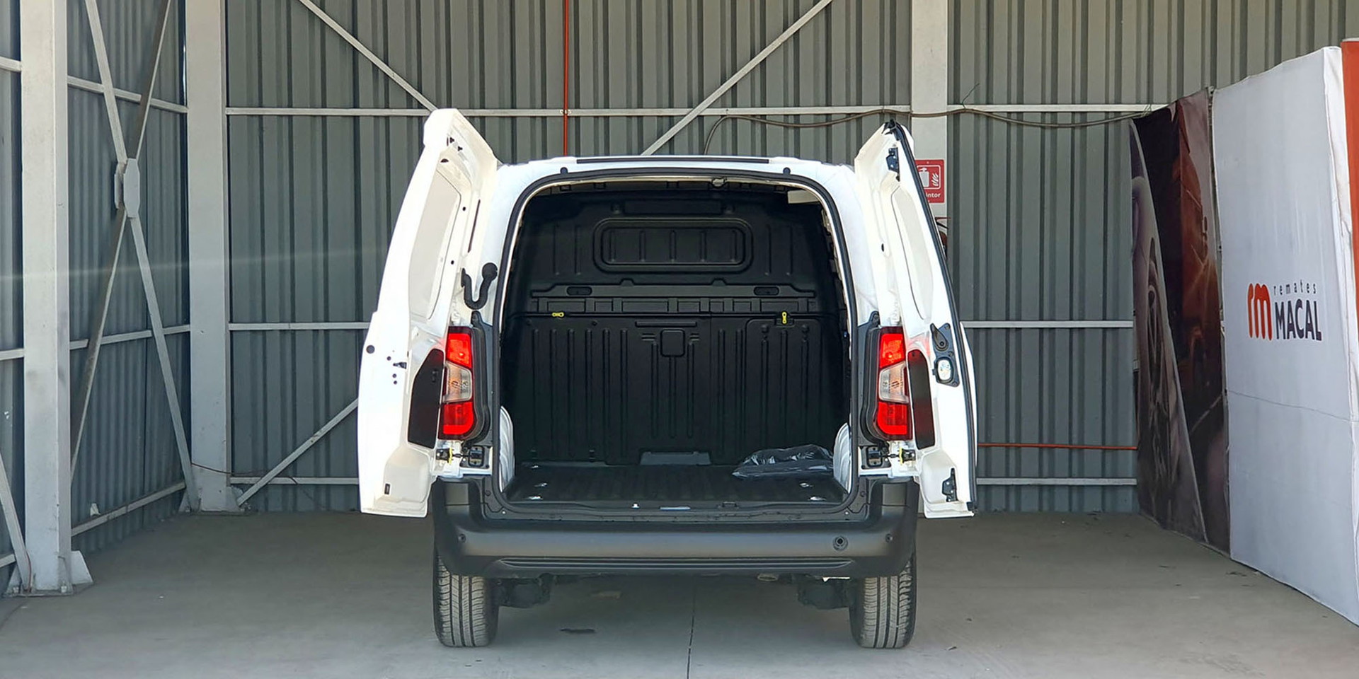 CITROEN BERLINGO MCA M Diesel 100HP MT - Imagen 7
