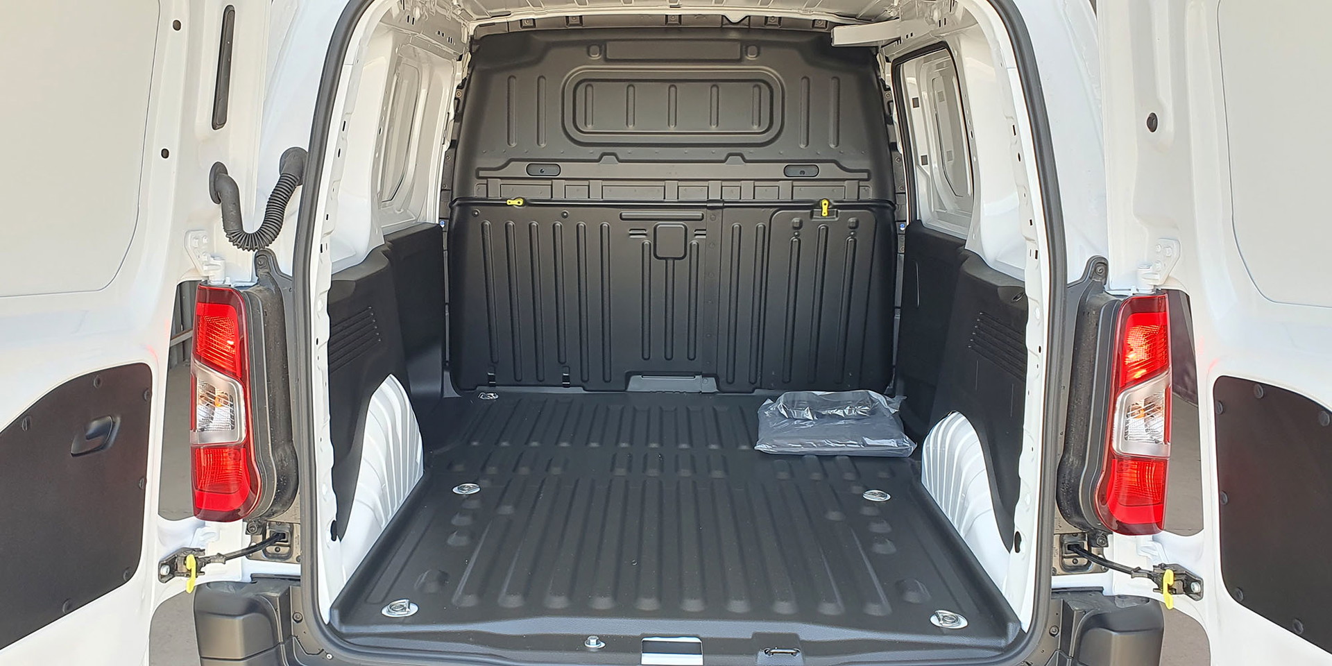 CITROEN BERLINGO MCA M Diesel 100HP MT - Imagen 8