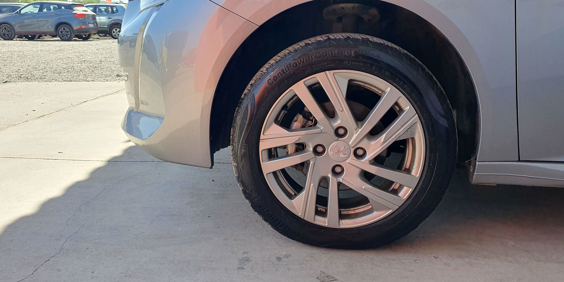 PEUGEOT 208 75 MT 1.2 - Imagen 15
