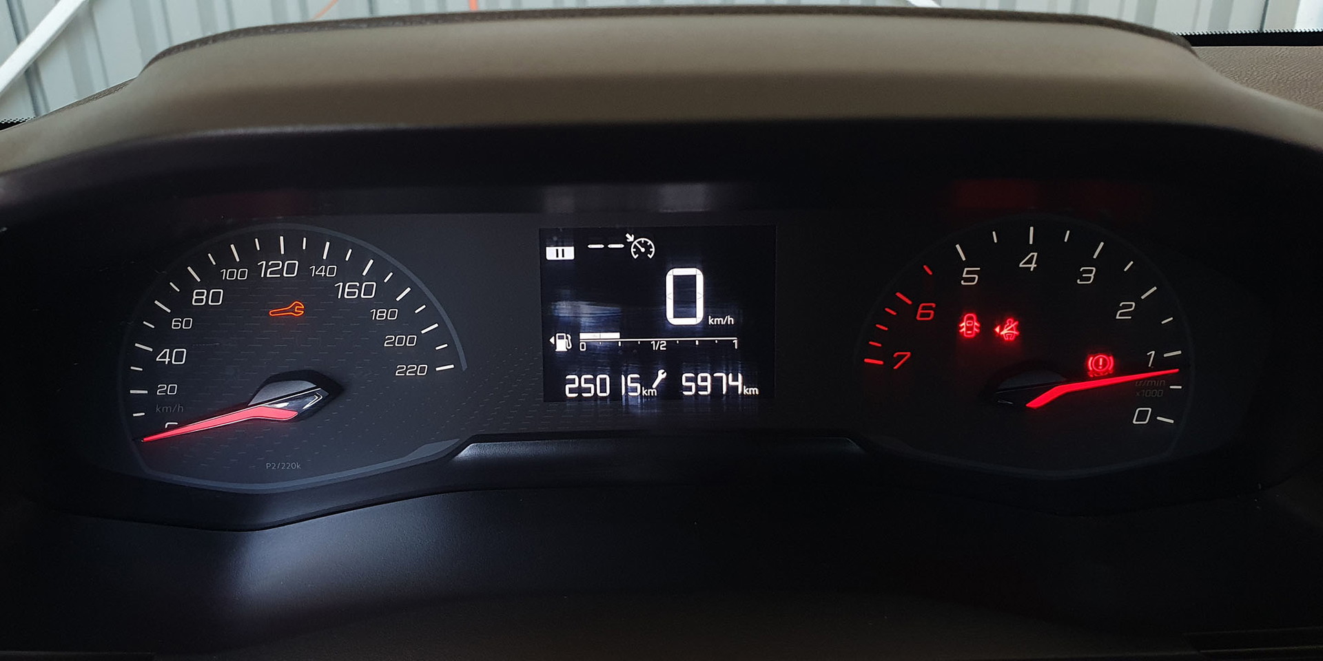 PEUGEOT 208 75 MT 1.2 - Imagen 21