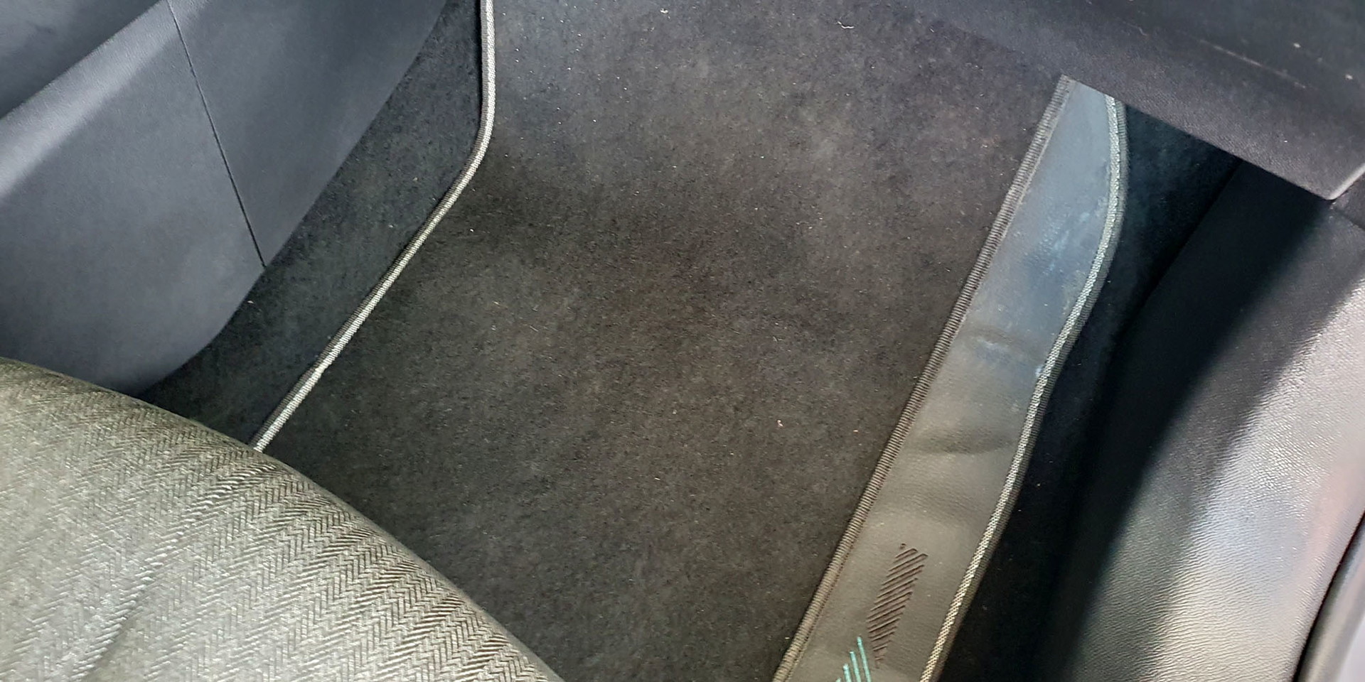 PEUGEOT 208 75 MT 1.2 - Imagen 28