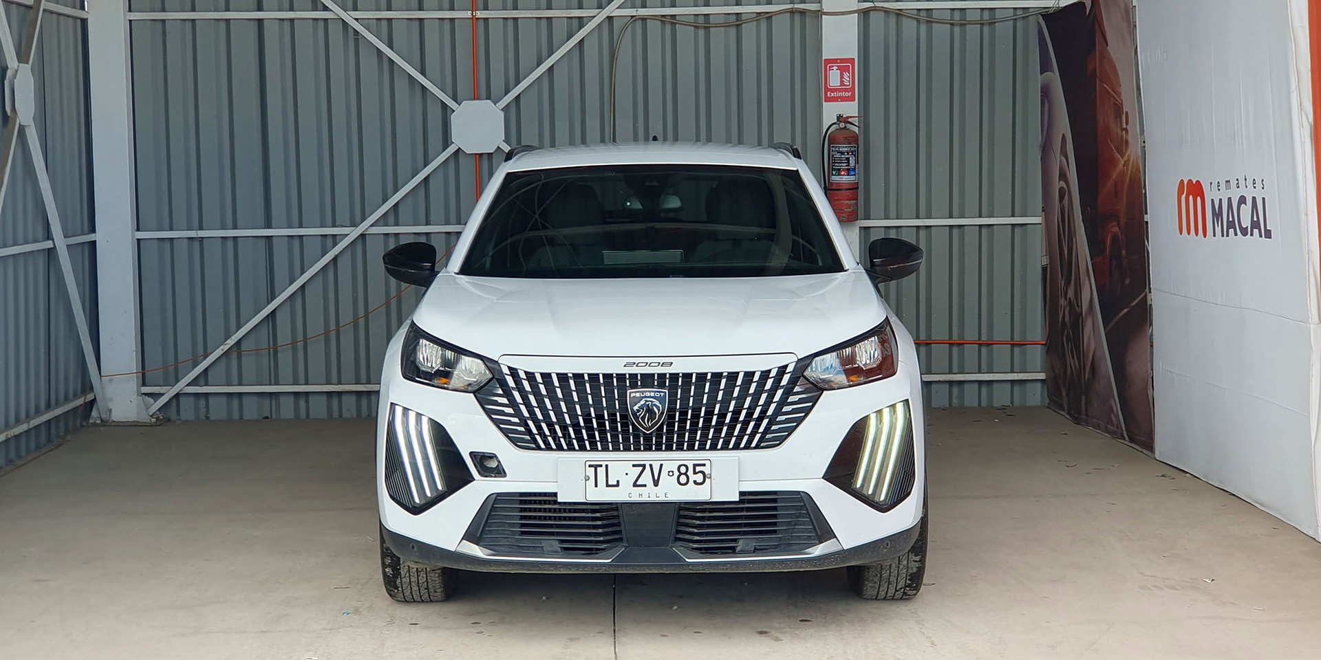 PEUGEOT 2008 BLUE HDI 130 EAT8 1.5 AUT - Imagen 6