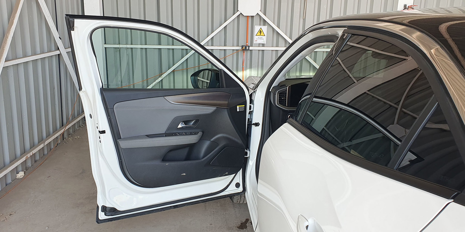 OPEL MOKKA 1.2T AUT - Imagen 24