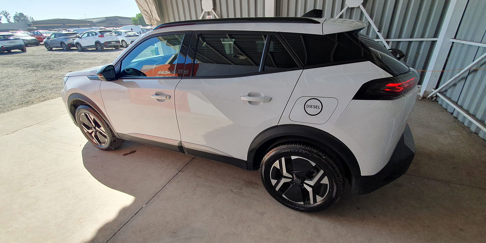 PEUGEOT 2008 BLUE HDI 130 EAT8 1.5 AUT - Imagen 7