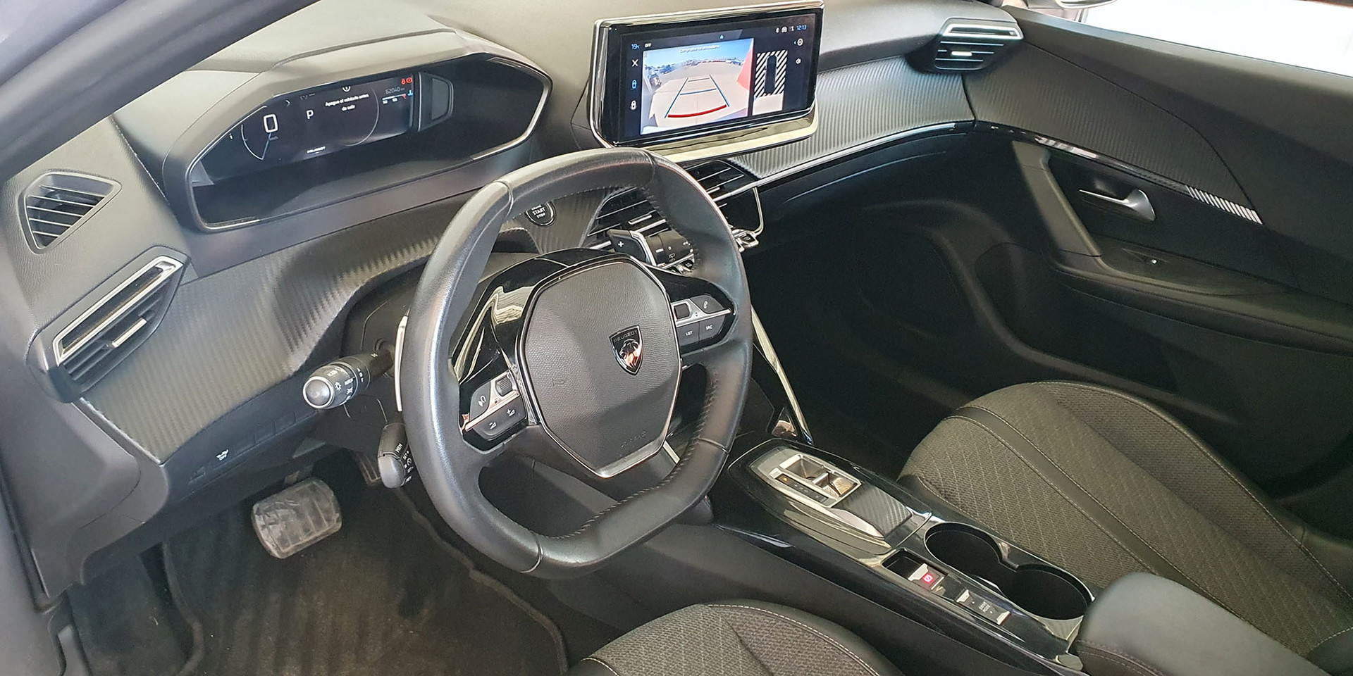 PEUGEOT 2008 BLUE HDI 130 EAT8 1.5 AUT - Imagen 18