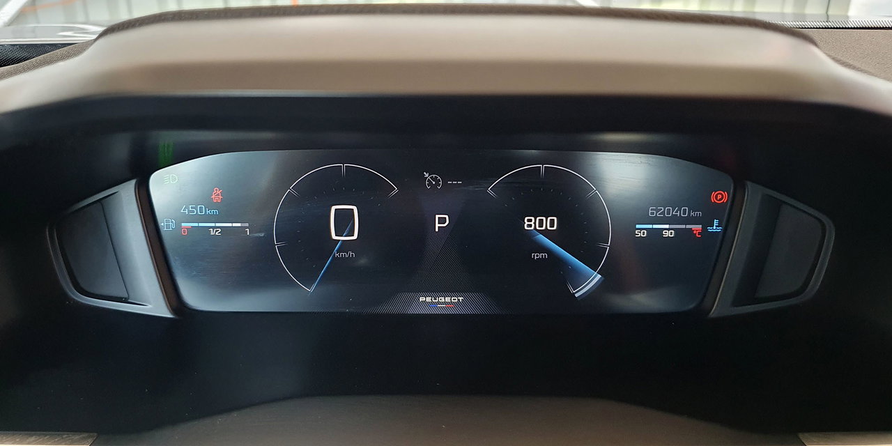 PEUGEOT 2008 BLUE HDI 130 EAT8 1.5 AUT - Imagen 21