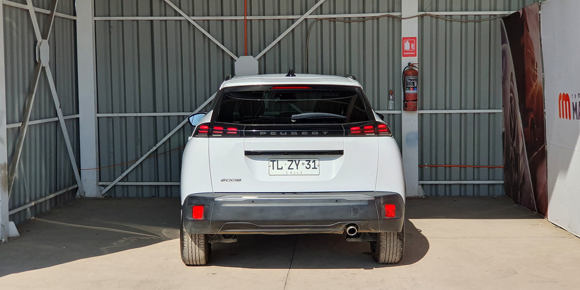 PEUGEOT 2008 BLUE HDI 130 EAT8 1.5 AUT - Imagen 9