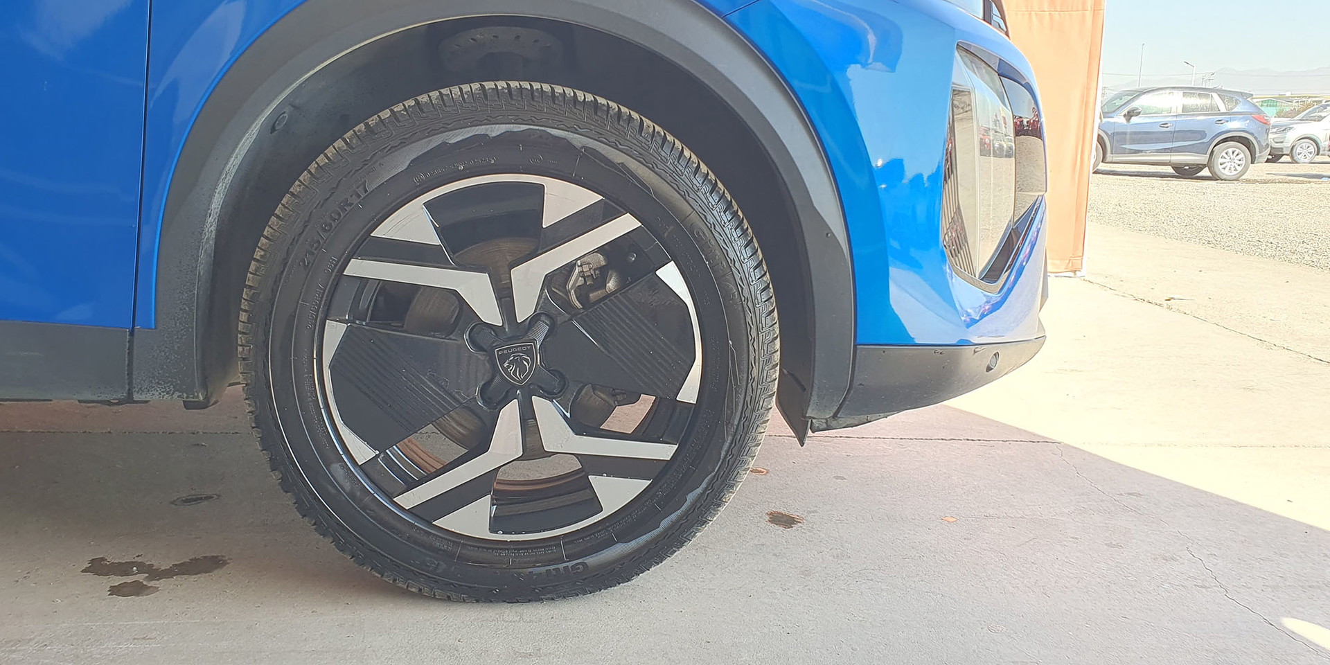 PEUGEOT 2008 BLUE HDI 130 EAT8 1.5 AUT - Imagen 14