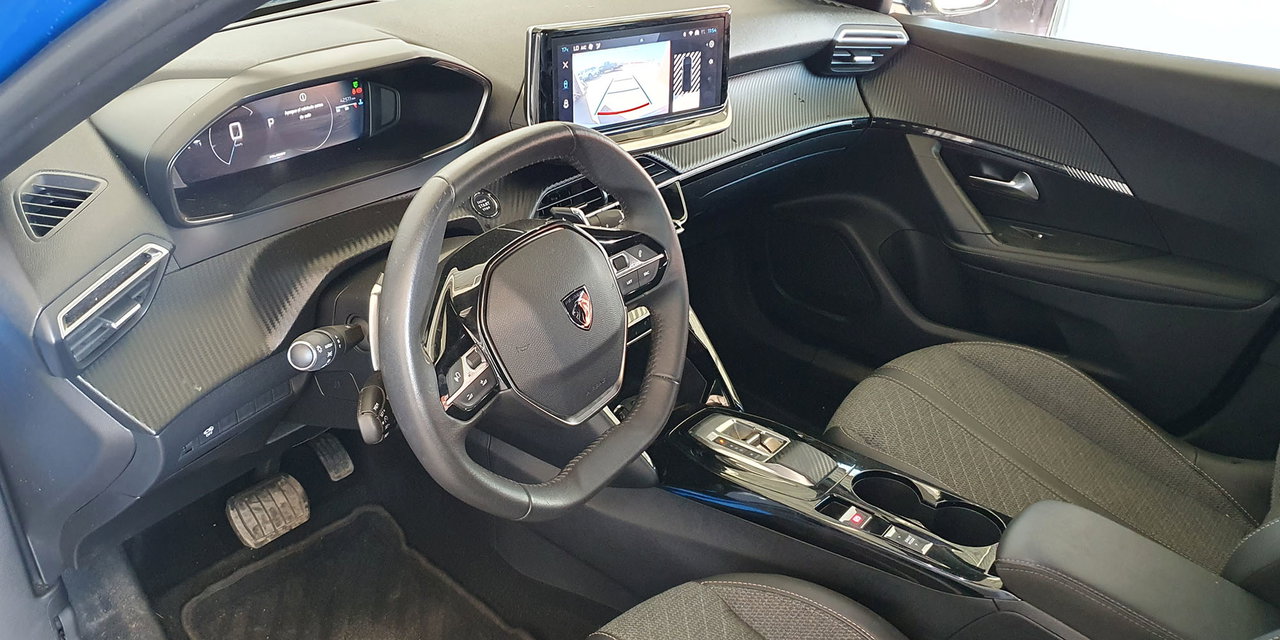 PEUGEOT 2008 BLUE HDI 130 EAT8 1.5 AUT - Imagen 18
