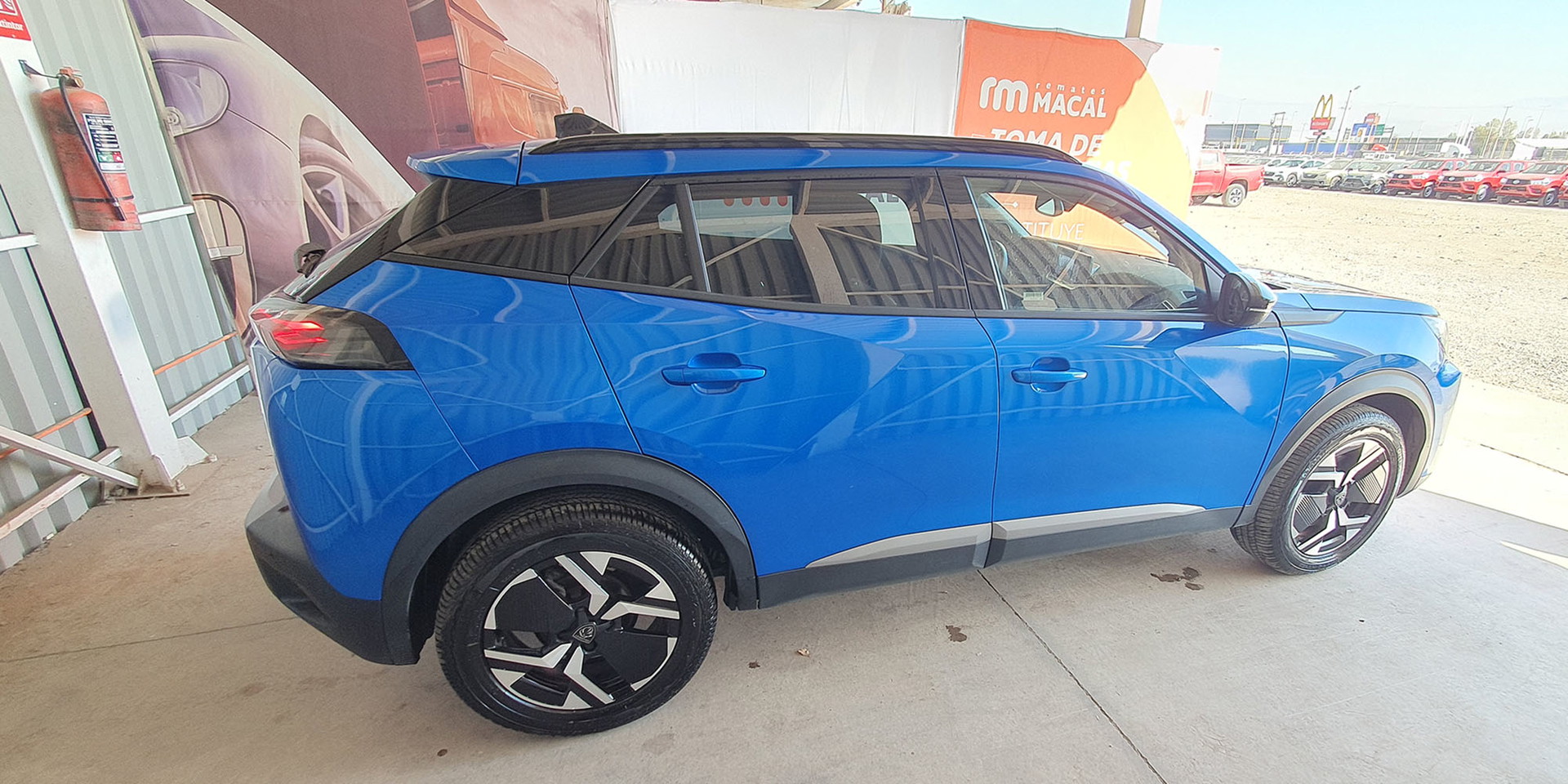 PEUGEOT 2008 BLUE HDI 130 EAT8 1.5 AUT - Imagen 8
