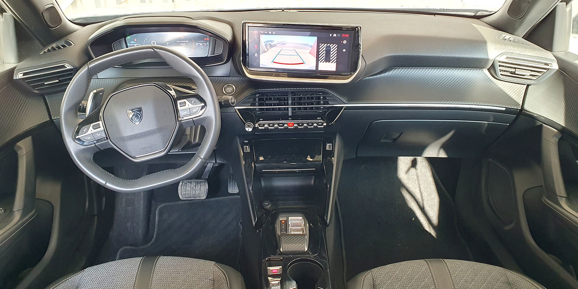 PEUGEOT 2008 BLUE HDI 130 EAT8 1.5 AUT - Imagen 5