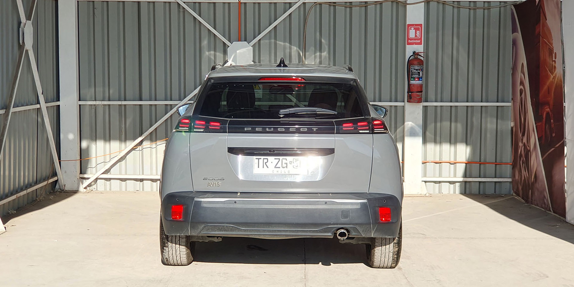 PEUGEOT 2008 BLUE HDI 130 EAT8 1.5 AUT - Imagen 9