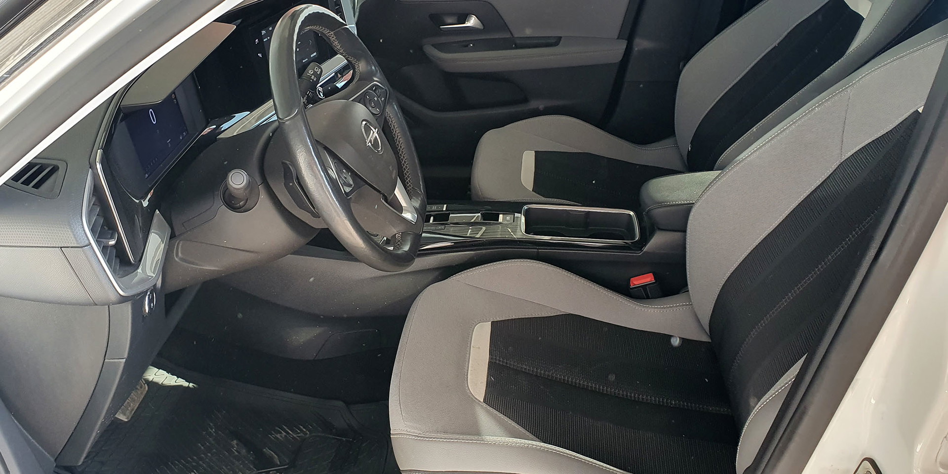 OPEL MOKKA 1.2T AUT8 - Imagen 22