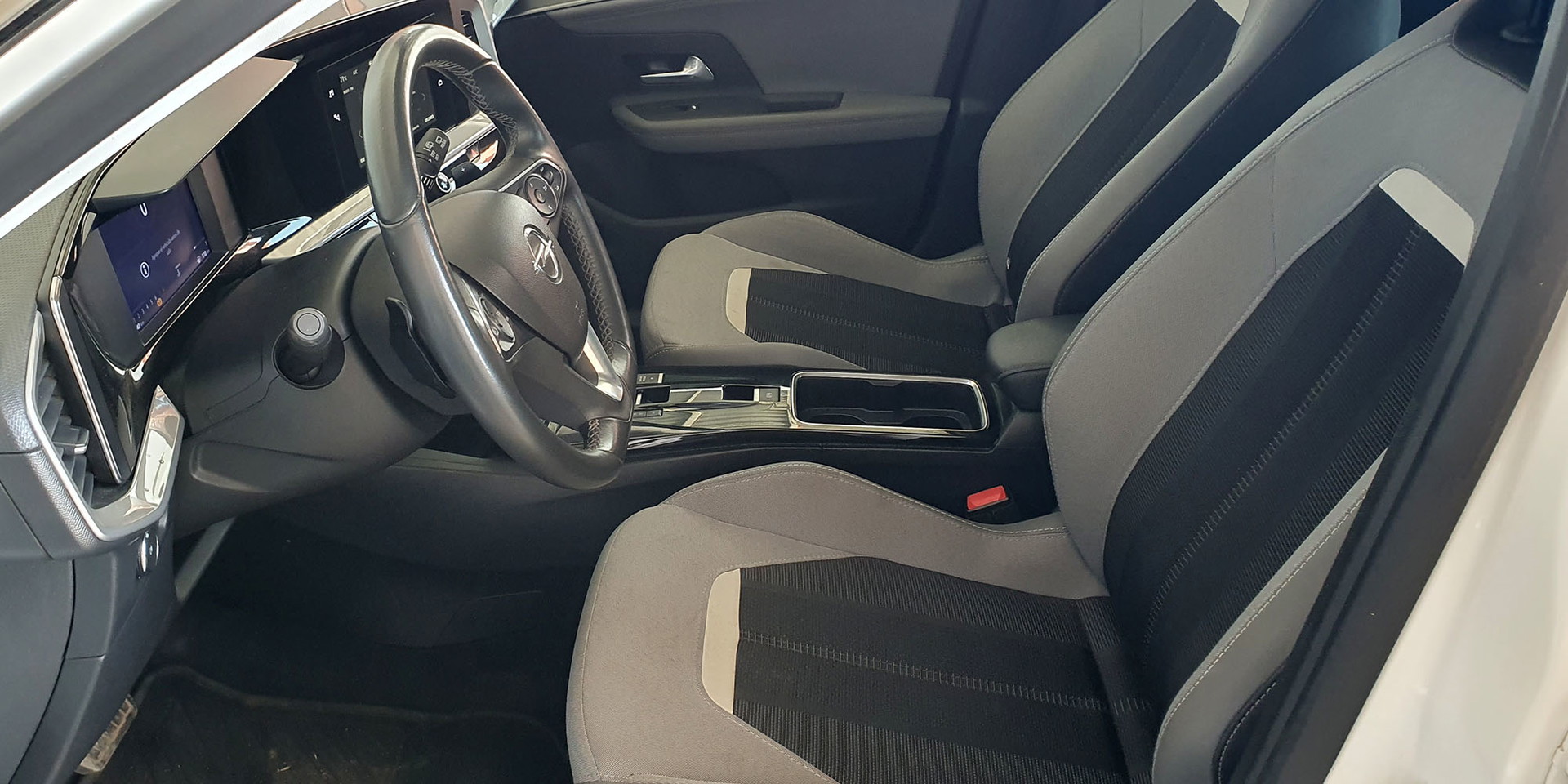 OPEL MOKKA 1.2T AUT - Imagen 22