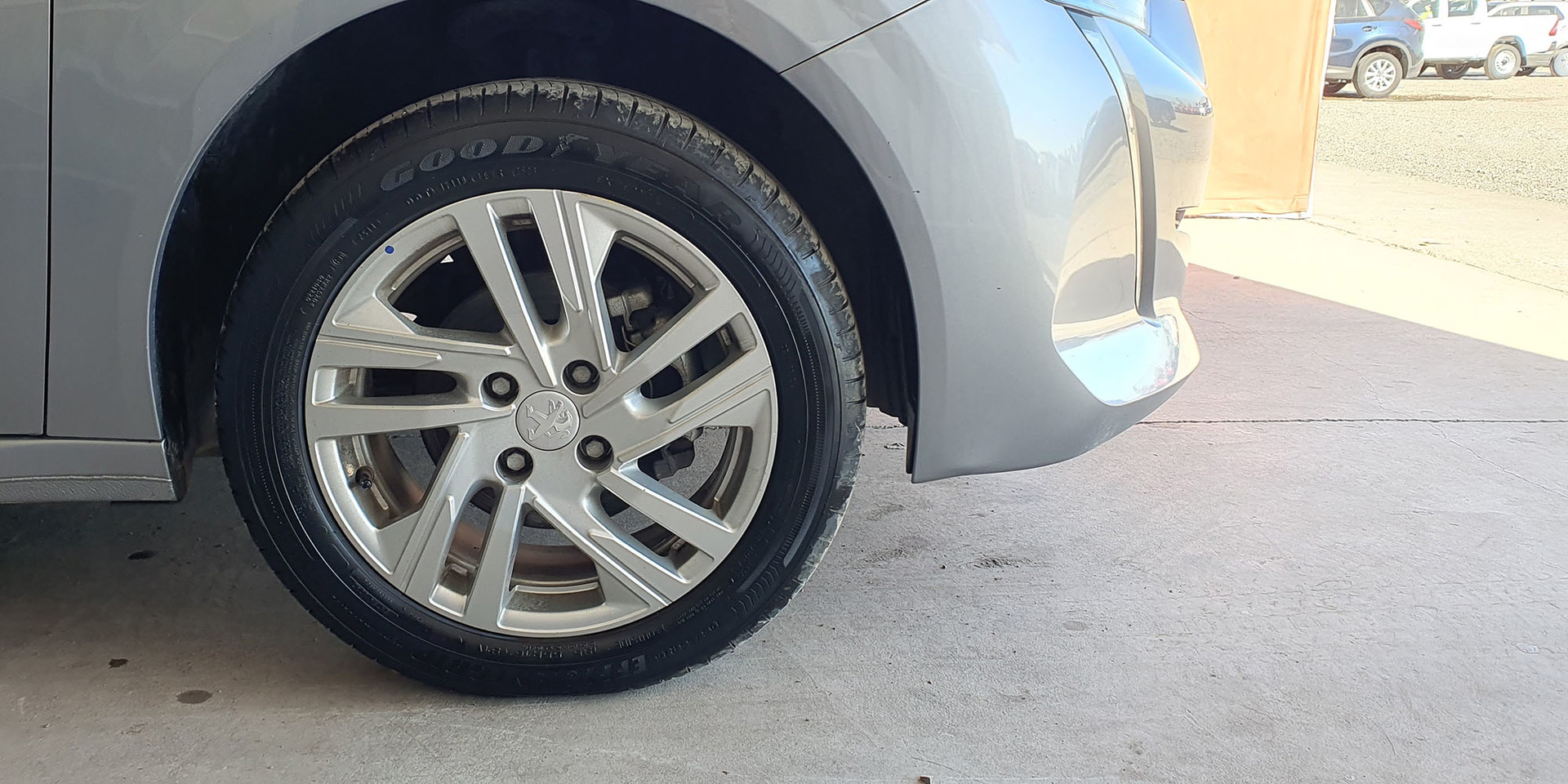 PEUGEOT 208 STYLE 75 1.2 - Imagen 14