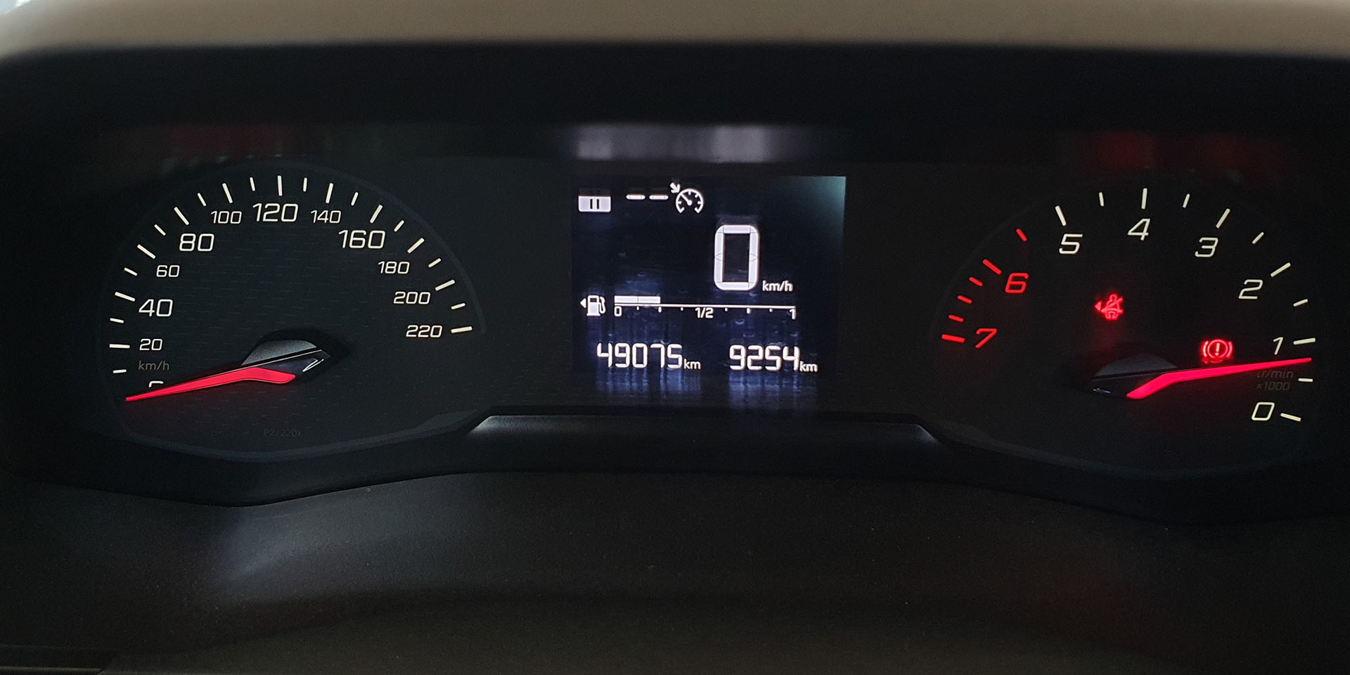 PEUGEOT 208 STYLE 75 1.2 - Imagen 21