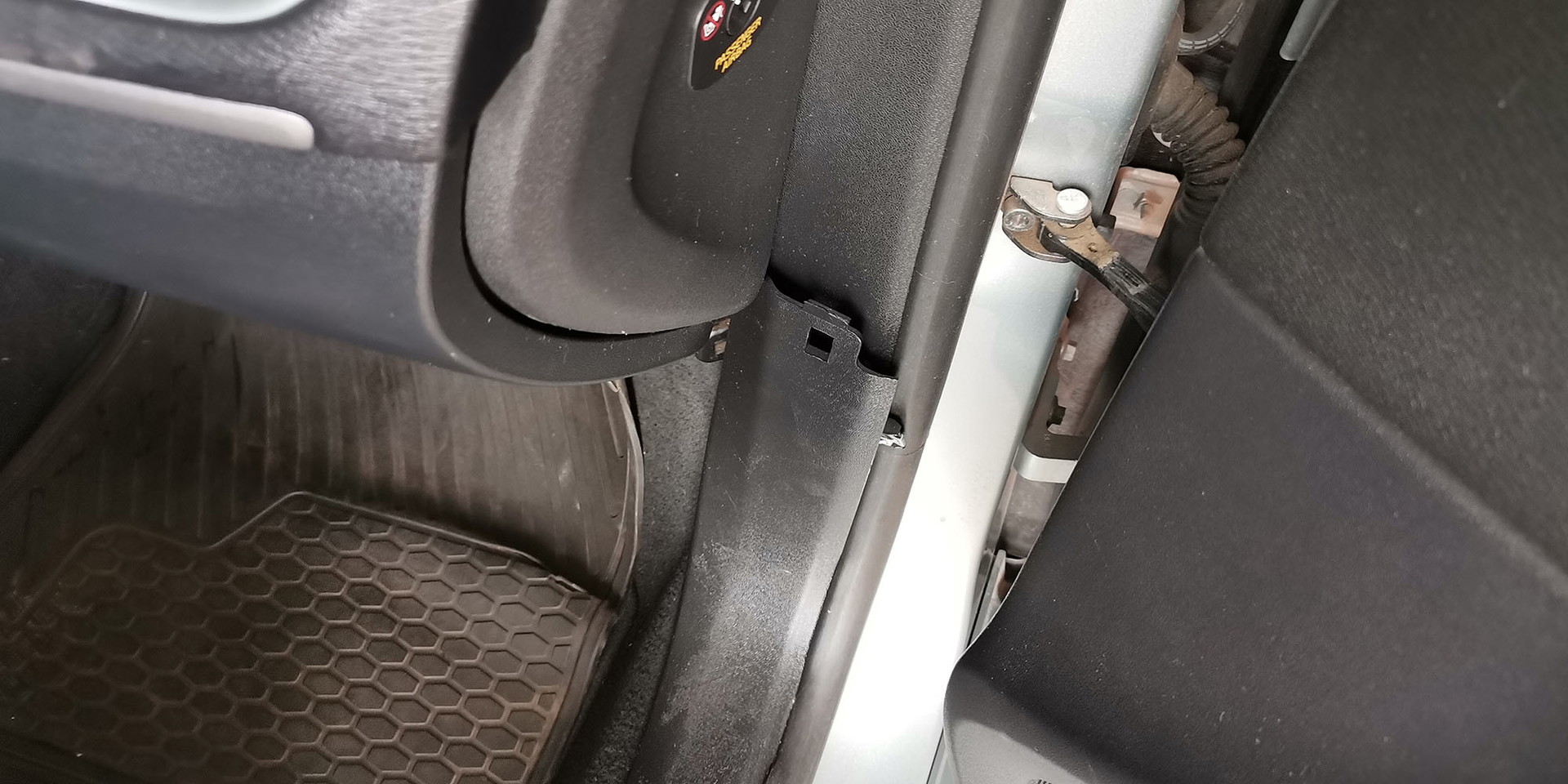 VOLVO V40 T3 2.0 - Imagen 29