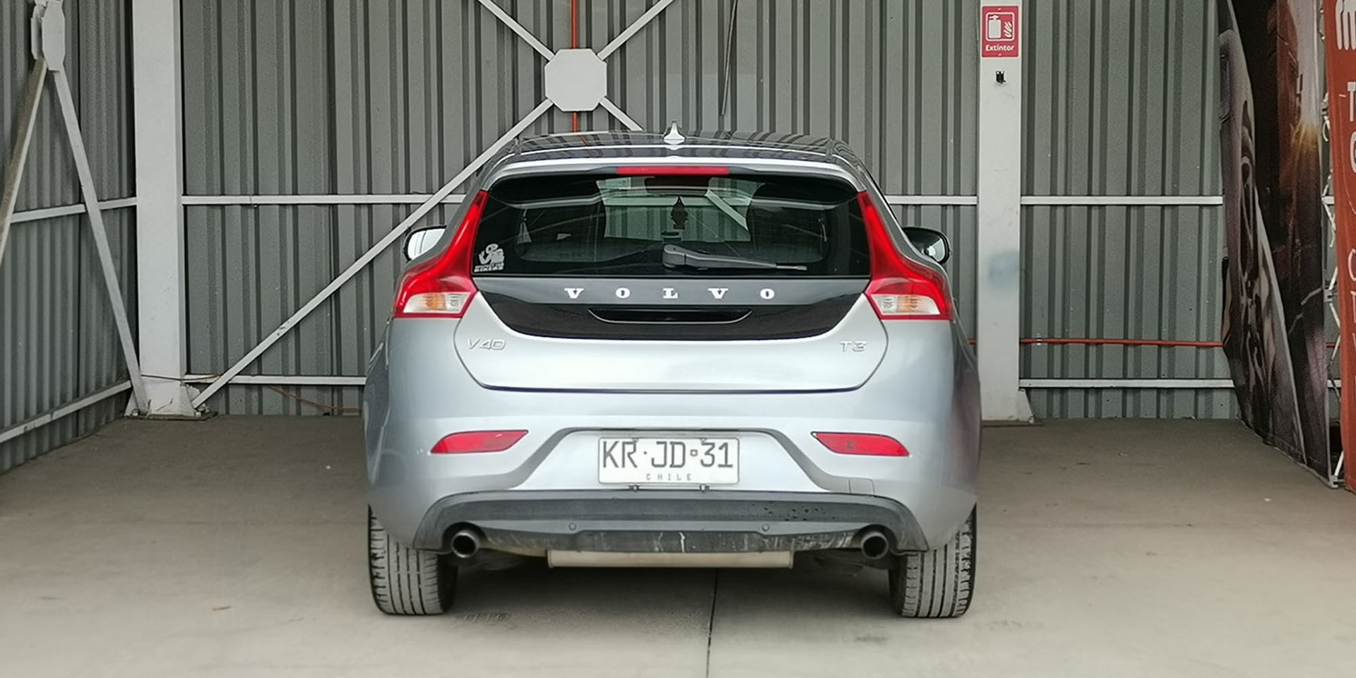 VOLVO V40 T3 2.0 - Imagen 9