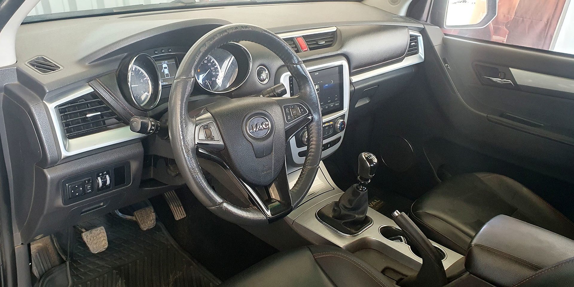 JAC T8 XE ADVANCE 2.0 - Imagen 18