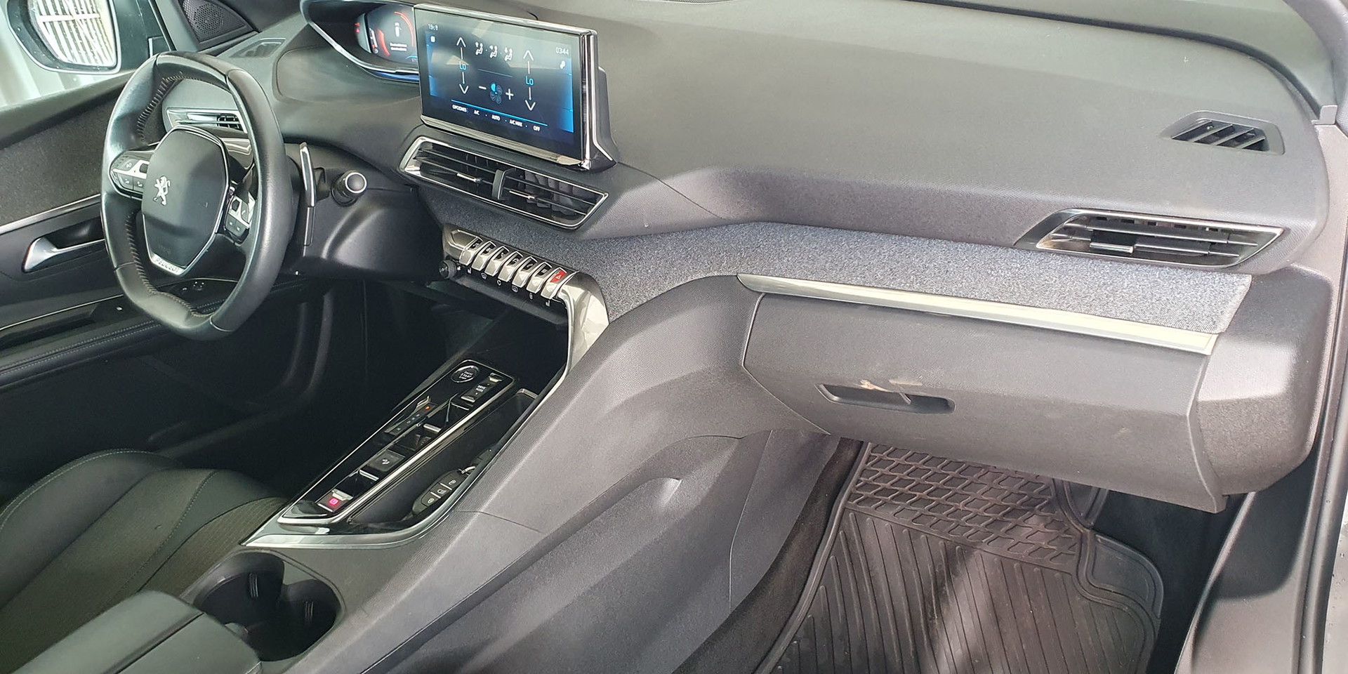 PEUGEOT 3008 BLUE HDI 130 EAT8 1.5 AUT - Imagen 19