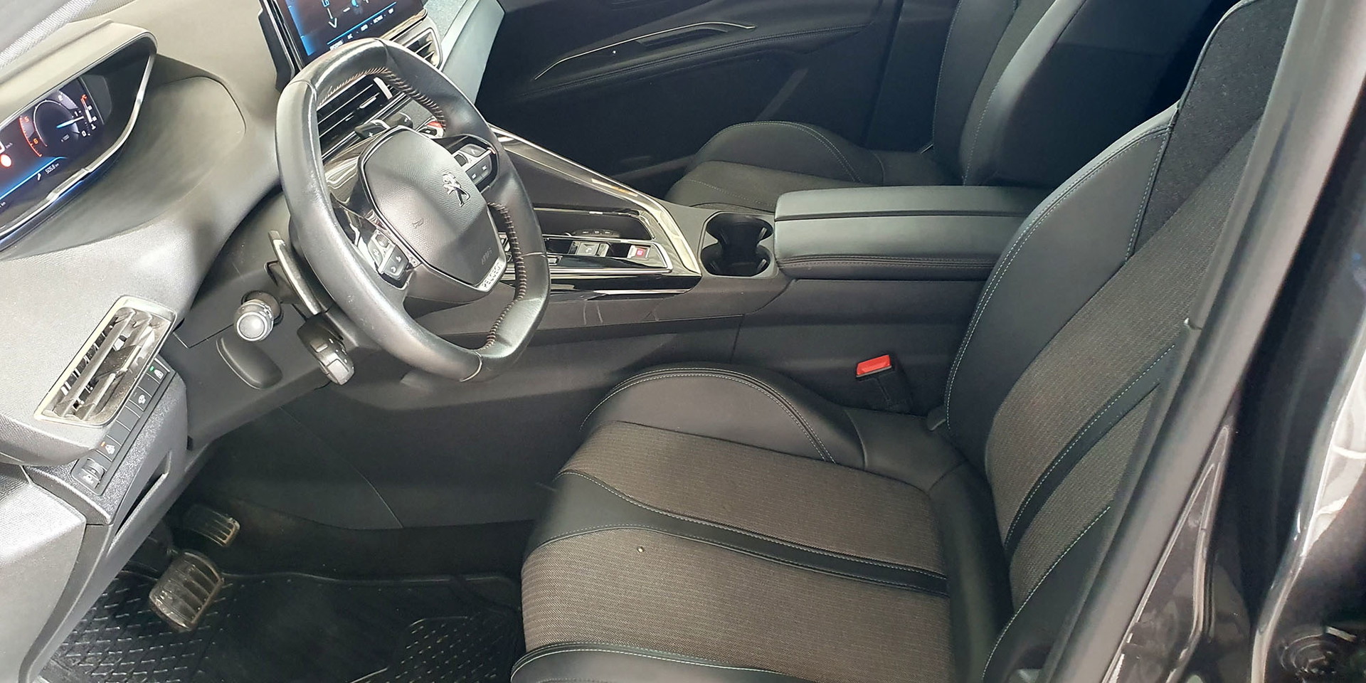 PEUGEOT 3008 BLUE HDI 130 EAT8 1.5 AUT - Imagen 22