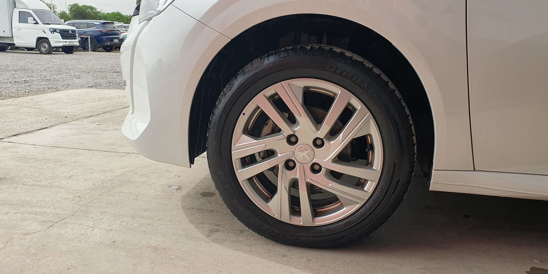 PEUGEOT 208 STYLE 75 1.2 - Imagen 15