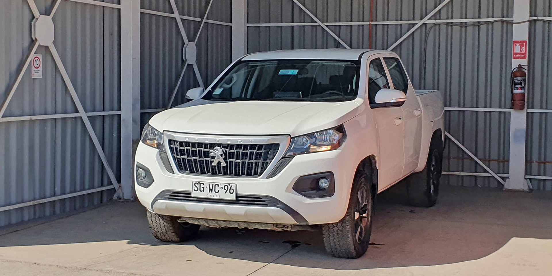 PEUGEOT LANDTREK