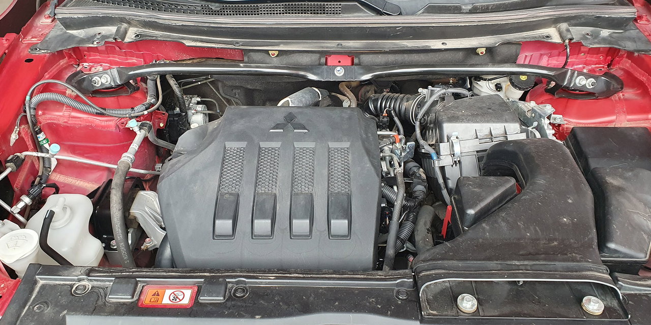 MITSUBISHI ECLIPSE CROSS RX 1.5 AUT - Imagen 12