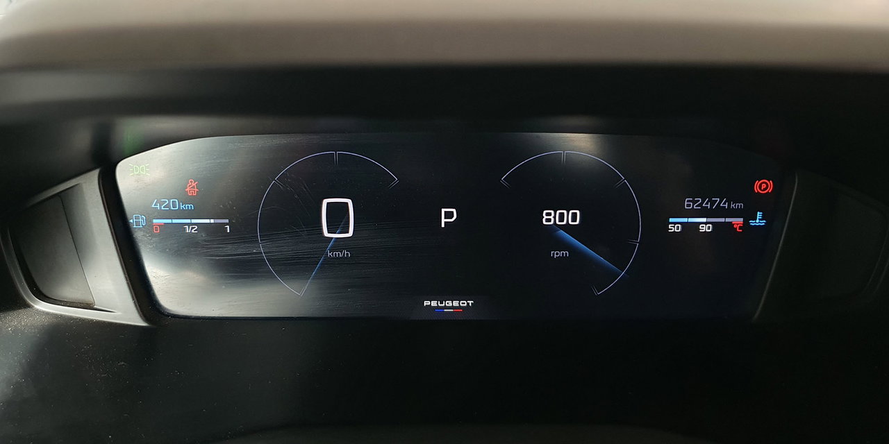 PEUGEOT 2008 BLUE HDI 130 EAT8 1.5 AUT - Imagen 21