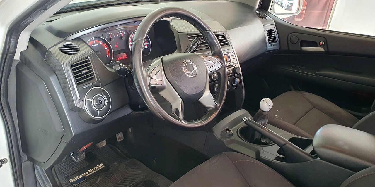 SSANGYONG NEW ACTYON SPORT 2.0 - Imagen 18