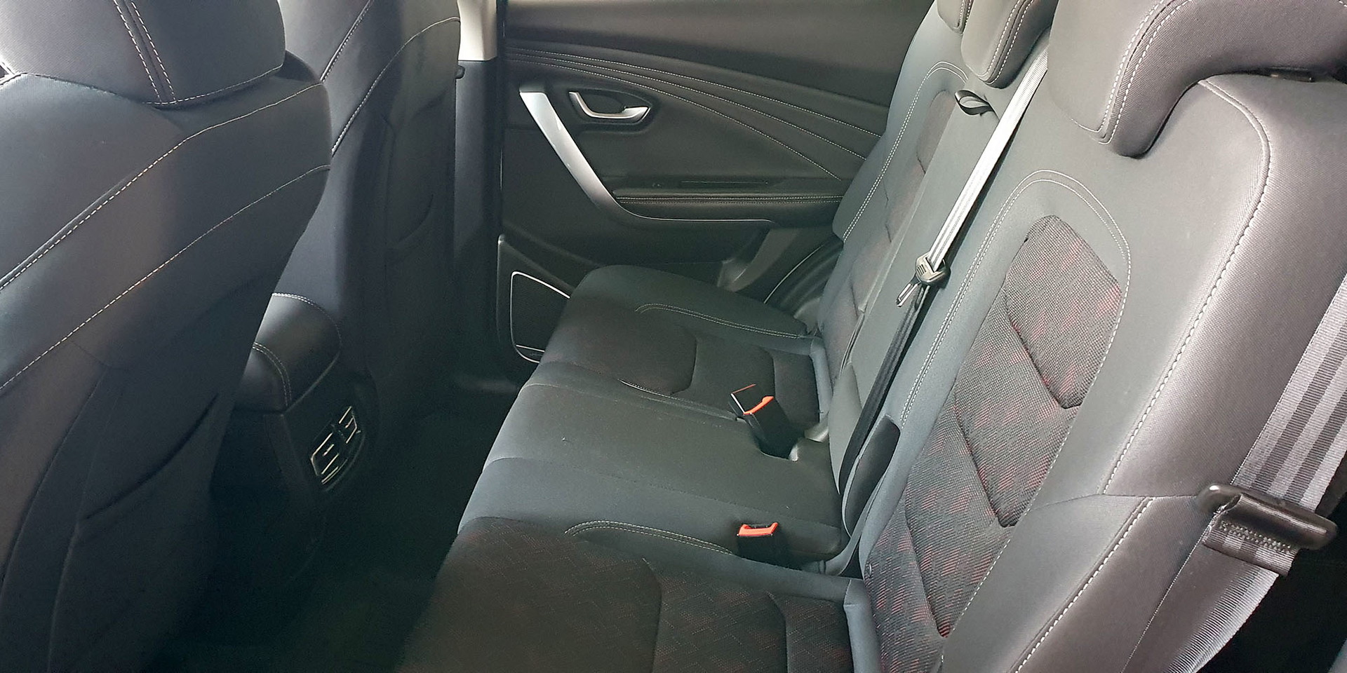 JETOUR X70 - Imagen 24