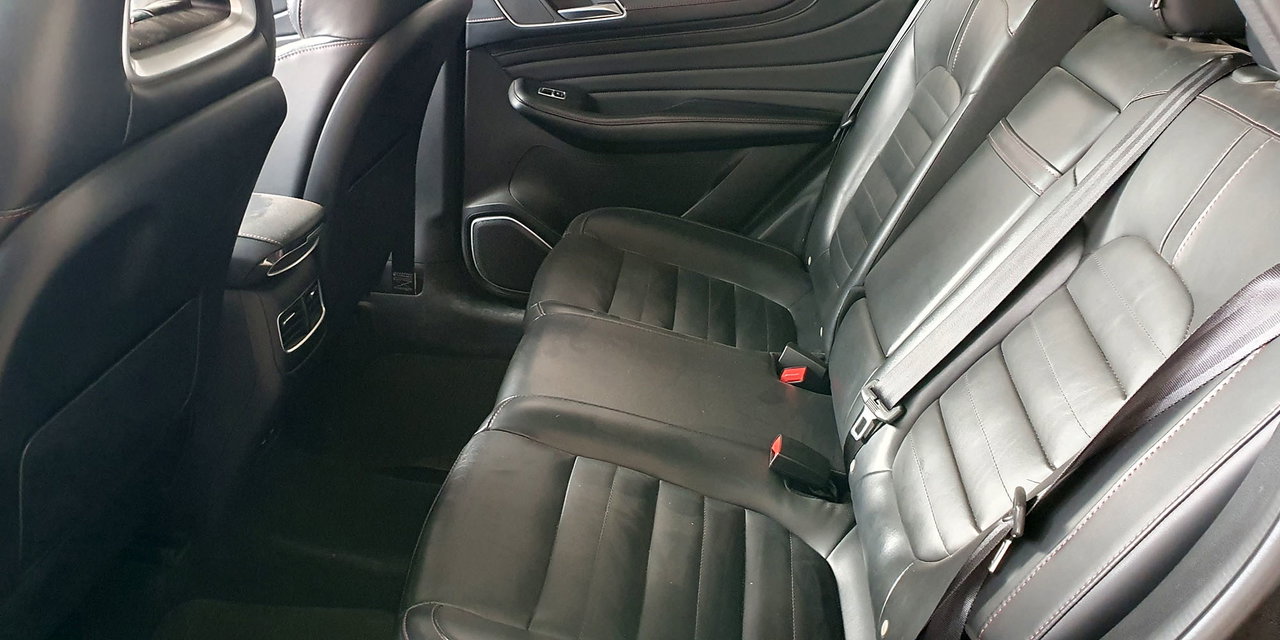 MG HS - Imagen 25