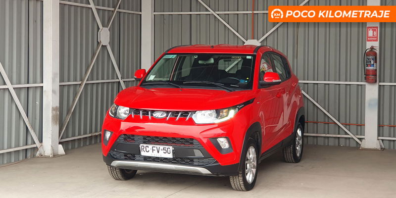 MAHINDRA KUV 100 HATCH BACK 1.2 - Imagen 1