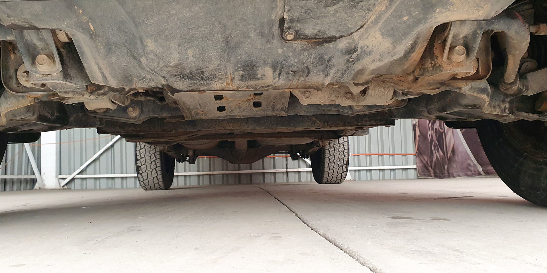 NISSAN NAVARA DC 4X4 2.3 - Imagen 17